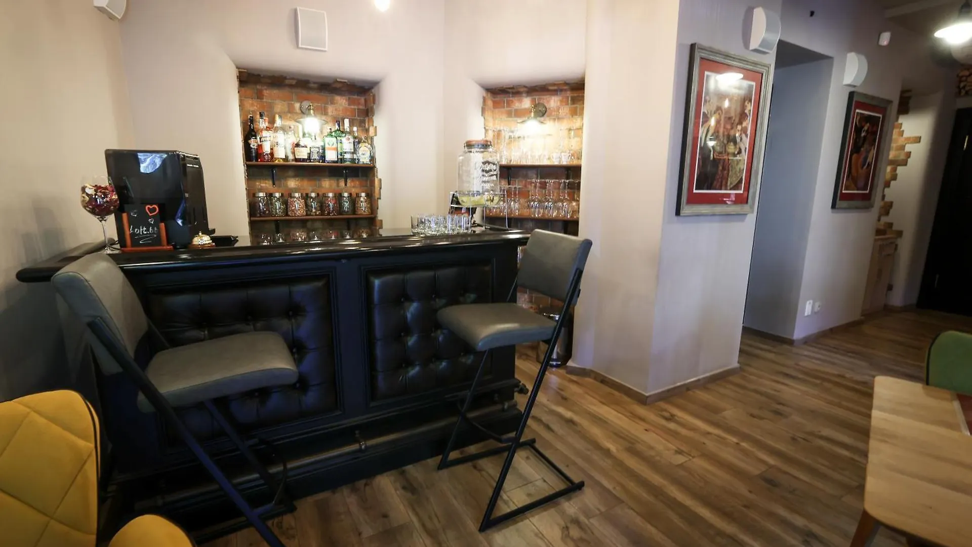 Boutique Hotel Ambiente ****+ Karlovy Vary 4*,